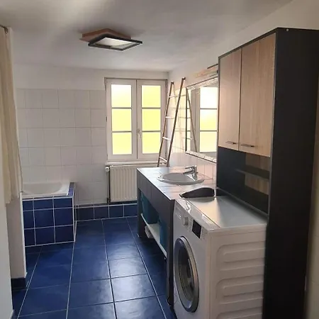 Lejlighed Spacious 100sqm - 40sqm Living - Private Parking Near Strasbourg Furdenheim